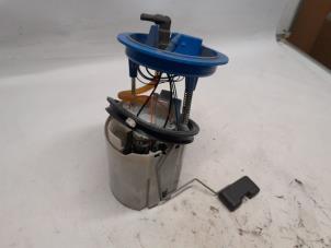 Used Electric fuel pump Volkswagen Golf VII (AUA) 1.4 TGI 16V Price € 52,50 Margin scheme offered by Reclycar De Boer BV