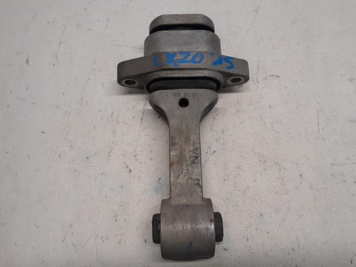Usagé Support moteur Hyundai iX20 (JC) 1.4 CRDi 16V Prix € 21,00 Règlement à la marge proposé par Reclycar De Boer BV