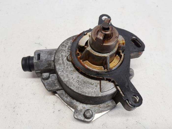 Gebrauchte Vakuumpumpe (Benzin) Volvo V60 I (FW/GW) 1.6 T4 16V Preis € 78,75 Margenregelung angeboten von Reclycar De Boer BV