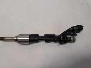 Usados Inyector (inyección de gasolina) Volvo V60 I (FW/GW) 1.6 T4 16V Precio € 36,75 Norma de margen ofrecido por Reclycar De Boer BV