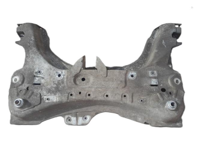 Underram Renault Clio IV (5R), 2012 / 2021 0.9 Energy TCE 90 12V, Halvkombi (Hatchback), 4 dörrar, Bensin, 898cc, 66kW (90pk), FWD, H4B400; H4BA4, 2012-11 / 2021-08, 5R5A; 5RAA; 5R7A; 5RKA; 5RLA; 5RMA; 5RXA (Begagnad)
