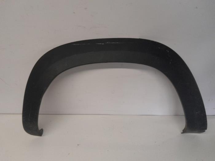 Usados Extensor de guardabarros Dacia Spring 45 Precio € 52,50 Norma de margen ofrecido por Reclycar De Boer BV