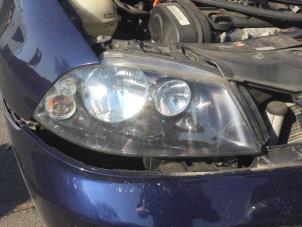 Usagé Phare droit Seat Ibiza III (6L1) 1.4 16V 85 Prix € 42,00 Règlement à la marge proposé par Reclycar De Boer BV