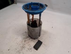 Begagnade Elektrisk bränslepump Volkswagen Eos (1F7/F8) 1.6 FSI 16V Pris € 26,25 Marginaltabell erbjuds av Reclycar De Boer BV