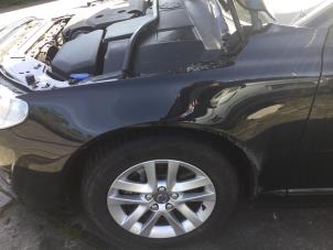 Begagnade Framskärm, vänster Volvo V70 (BW) 2.4 D5 20V AWD Pris € 210,00 Marginaltabell erbjuds av Reclycar De Boer BV