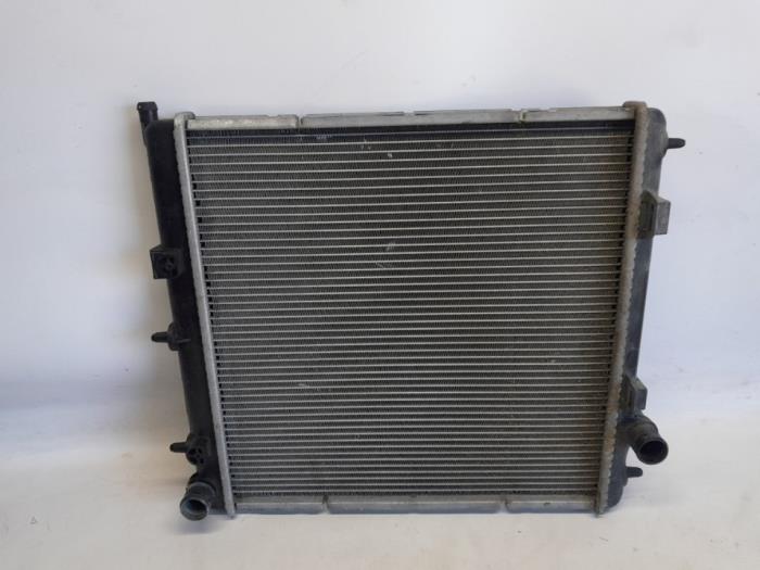 Usagé Radiateur Peugeot 208 I (CA/CC/CK/CL) 1.2 Vti 12V PureTech Prix € 52,50 Règlement à la marge proposé par Reclycar De Boer BV