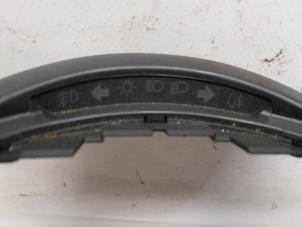 On-board computer controller from a Citroën C4 Picasso (UD/UE/UF) 1.6 16V THP 140 Autom. 2008