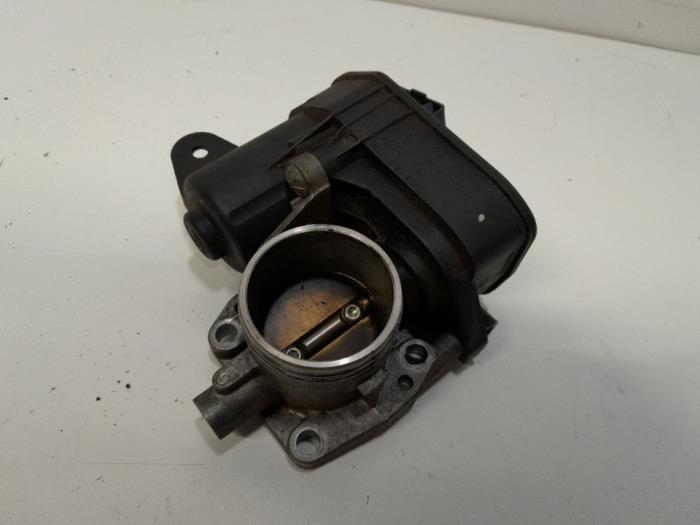 Gebrauchte Drosselklappengehäuse Citroen C3 (SC) 1.2 VTi 82 12V Preis € 36,75 Margenregelung angeboten von Reclycar De Boer BV