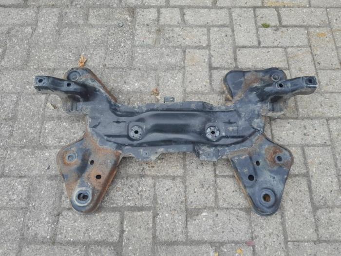 Used Subframe Citroen C3 (SC) 1.6 BlueHDI 75 Price € 63,00 Margin scheme offered by Reclycar De Boer BV