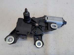 Używane Silnik wycieraczki tylnej Audi A1 Sportback (8XA/8XF) 1.0 TFSI Ultra 12V Cena € 47,25 Procedura marży oferowane przez Reclycar De Boer BV