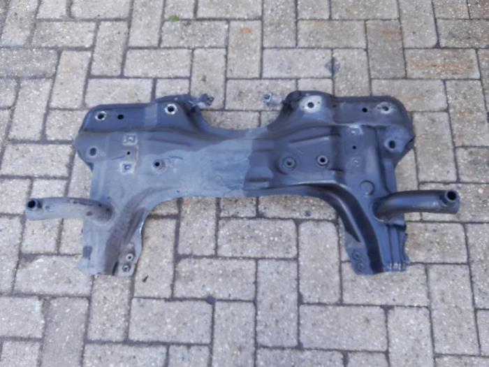 Used Subframe Fiat Tipo (356S) 1.3 JTD Multijet II 16V Price € 157,50 Margin scheme offered by Reclycar De Boer BV