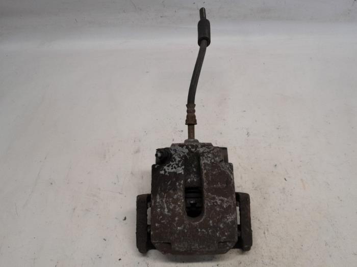 Gebrauchte Bremszange links hinten BMW 5 serie (E39) 528i 24V Preis € 31,50 Margenregelung angeboten von Reclycar De Boer BV