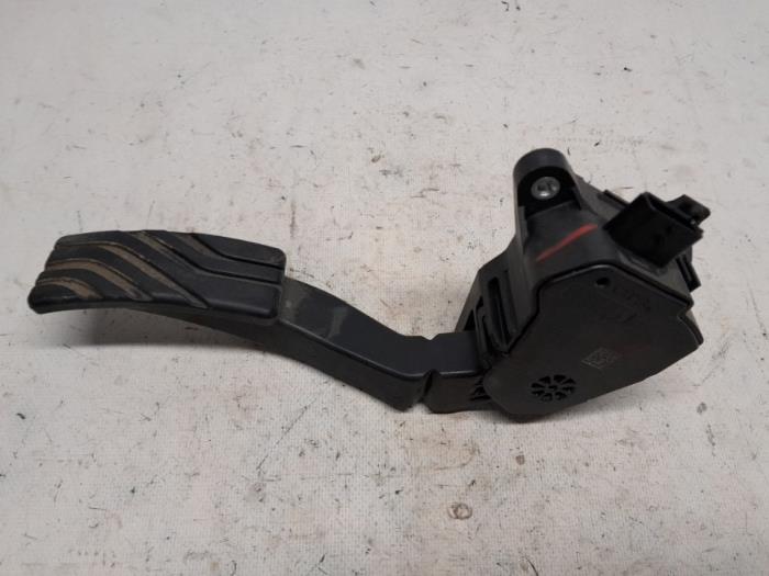 Begagnade Gaspedalsensor Dacia Spring 45 Pris € 52,50 Marginaltabell erbjuds av Reclycar De Boer BV