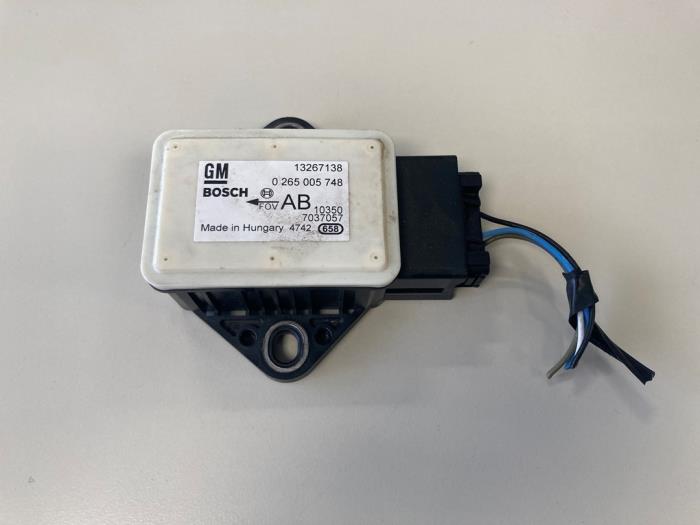 Begagnade Esp Duo-sensor Opel Meriva (B) 1.7 CDTI 16V Pris € 21,00 Marginaltabell erbjuds av Reclycar De Boer BV