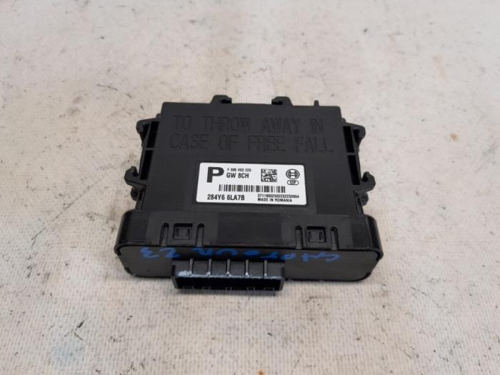 Usados Módulo Gateway Renault Captur II (RJB) 1.0 TCe 90 12V Precio € 52,50 Norma de margen ofrecido por Reclycar De Boer BV
