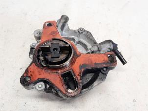 Begagnade Vakuumpump (diesel) Citroen Jumper (U9) 2.2 Blue HDi 120 Pris € 42,00 Marginaltabell erbjuds av Reclycar De Boer BV
