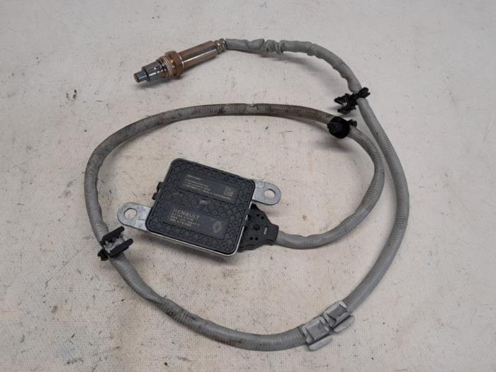 Begagnade NOx-sensor Renault Trafic (1FL/2FL/3FL/4FL) 2.0 dCi 16V 150 Pris € 131,25 Marginaltabell erbjuds av Reclycar De Boer BV