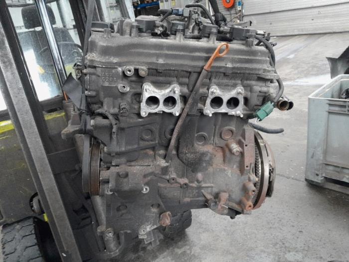 Used Engine Nissan Primera Traveller (W12) 1.8 16V Price € 420,00 Margin scheme offered by Reclycar De Boer BV