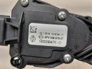 Gaspedalposition Sensor van een Renault Captur I (2R) 1.2 TCE 16V EDC 2017