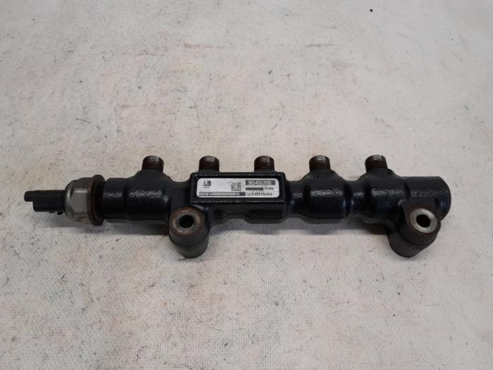 Used Fuel distributor Peugeot Bipper (AA) 1.4 HDi Price € 42,00 Margin scheme offered by Reclycar De Boer BV