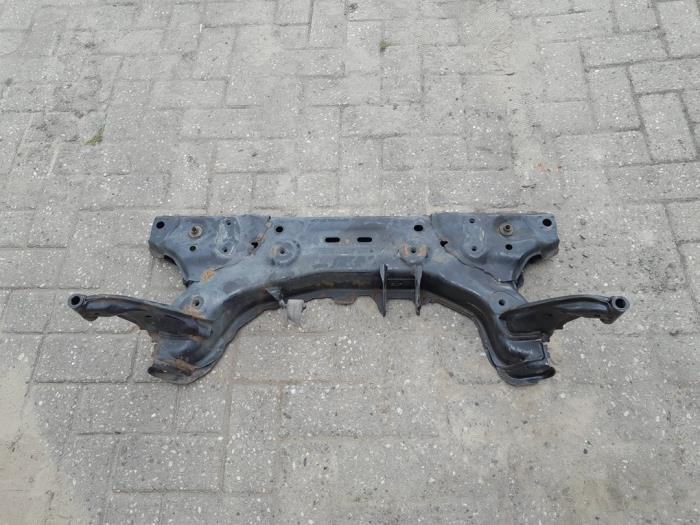 Usagé Faux châssis Ford B-Max (JK8) 1.6 TDCi 95 Prix € 78,75 Règlement à la marge proposé par Reclycar De Boer BV