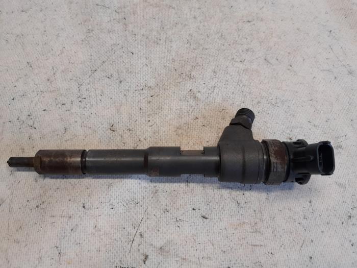 Usagé Injecteurs Renault Clio IV Estate/Grandtour (7R) 1.5 Energy dCi 90 FAP Prix € 36,75 Règlement à la marge proposé par Reclycar De Boer BV