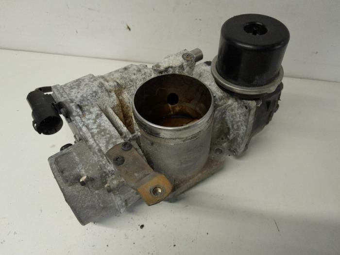 Usagé Boitier papillon Jaguar XJ8 (X308) 3.2 V8 32V Executive Prix € 262,50 Règlement à la marge proposé par Reclycar De Boer BV