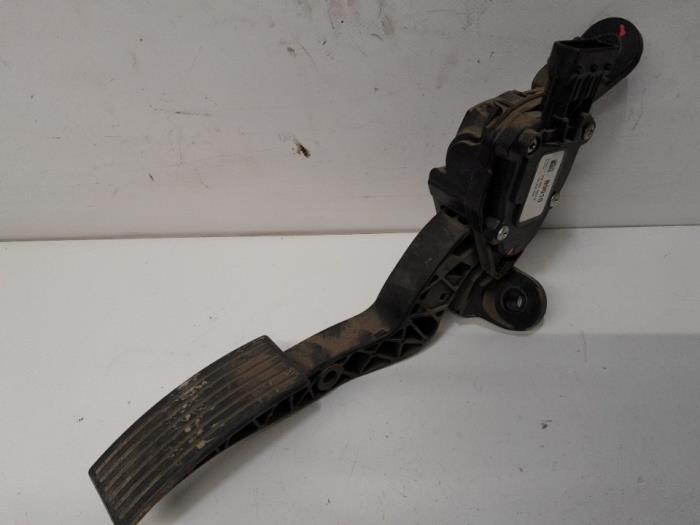 Begagnade Gaspedalsensor Hyundai i10 (B5) 1.0 12V Pris € 26,25 Marginaltabell erbjuds av Reclycar De Boer BV