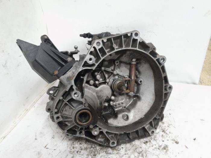 Gebrauchte Getriebe BMW Mini (R50/53) 1.6 16V Cooper Preis € 472,50 Margenregelung angeboten von Reclycar De Boer BV