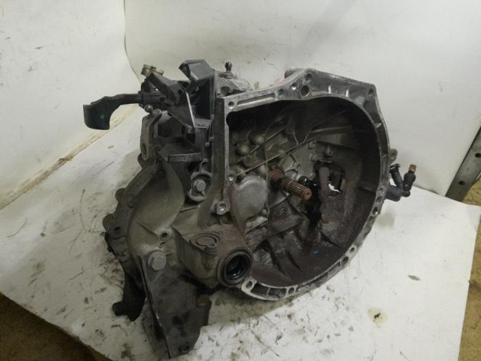 Used Gearbox Citroen C4 Cactus (0B/0P) 1.2 PureTech 82 12V Price € 183,75 Margin scheme offered by Reclycar De Boer BV