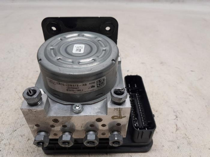 Begagnade ABS-pump Ford EcoSport (JK8) 1.0 EcoBoost 12V 125 Pris € 327,60 Marginaltabell erbjuds av Reclycar De Boer BV