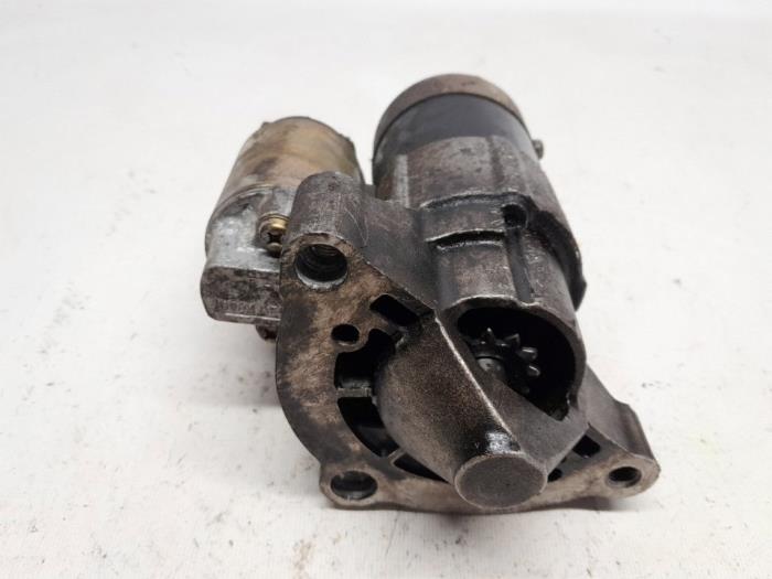 Begagnade Startmotor Peugeot 307 CC (3B) 2.0 16V Pris € 26,25 Marginaltabell erbjuds av Reclycar De Boer BV