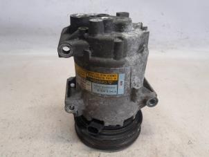 Begagnade Luftkonditioneringspump Renault Megane II (BM/CM) 1.6 16V Pris € 78,75 Marginaltabell erbjuds av Reclycar De Boer BV