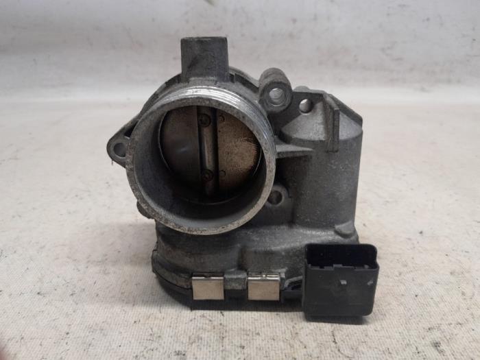 Used Throttle body Peugeot 206 (2A/C/H/J/S) 1.6 16V Price € 15,75 Margin scheme offered by Reclycar De Boer BV