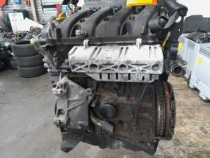 Gebrauchte Motor Renault Megane II (BM/CM) 2.0 16V Preis € 315,00 Margenregelung angeboten von Reclycar De Boer BV