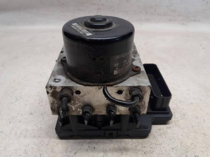 Gebrauchte ABS Pumpe Audi A2 (8Z0) 1.4 16V Preis € 56,70 Margenregelung angeboten von Reclycar De Boer BV