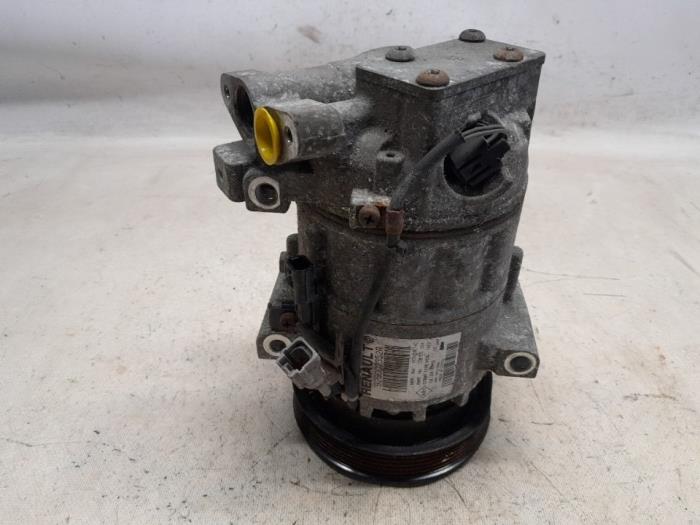 Gebrauchte Klimapumpe Renault Clio IV Estate/Grandtour (7R) 1.5 Energy dCi 90 FAP Preis € 157,50 Margenregelung angeboten von Reclycar De Boer BV