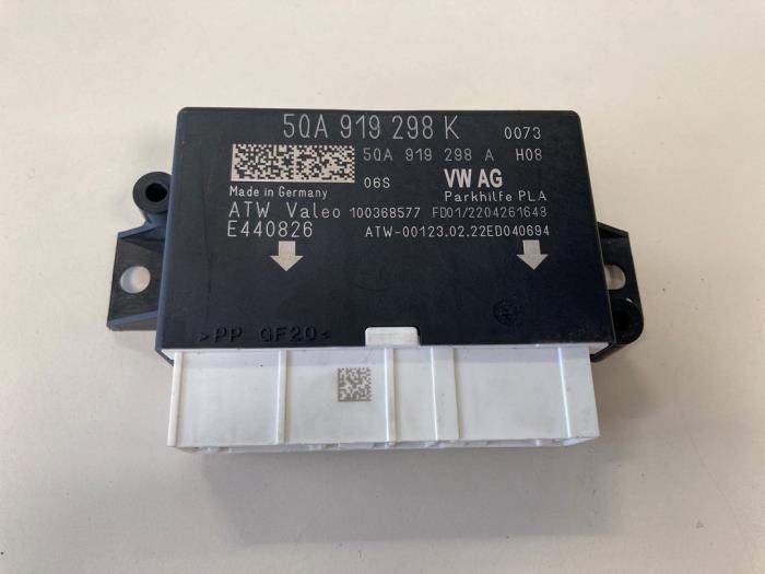 Begagnade PDC-modul Volkswagen T-Roc I 1.5 TSI Evo BMT 16V Pris € 78,75 Marginaltabell erbjuds av Reclycar De Boer BV