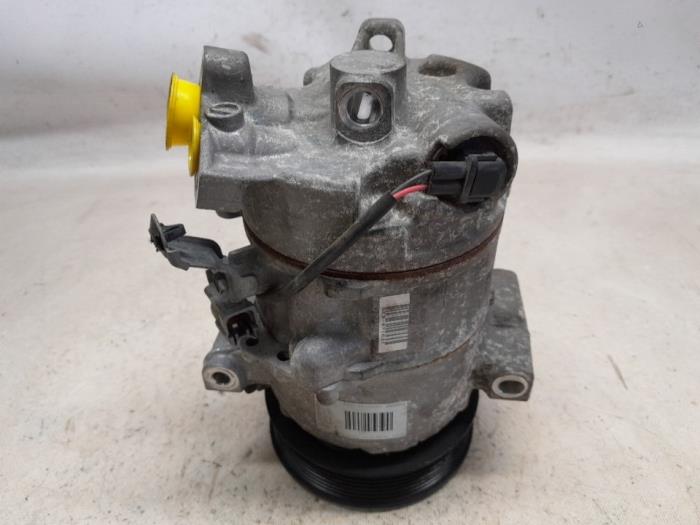 Gebrauchte Klimapumpe Renault Grand Scénic III (JZ) 1.4 16V TCe 130 Preis € 262,50 Margenregelung angeboten von Reclycar De Boer BV