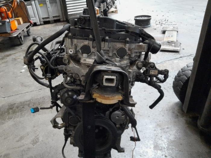 Motor van een Citroën C4 Cactus (0B/0P) 1.2 PureTech 110 12V 2019