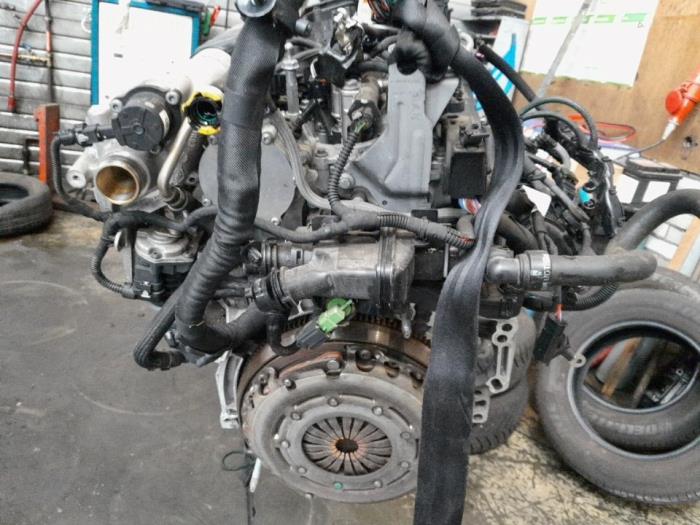 Motor van een Citroën C4 Cactus (0B/0P) 1.2 PureTech 110 12V 2019