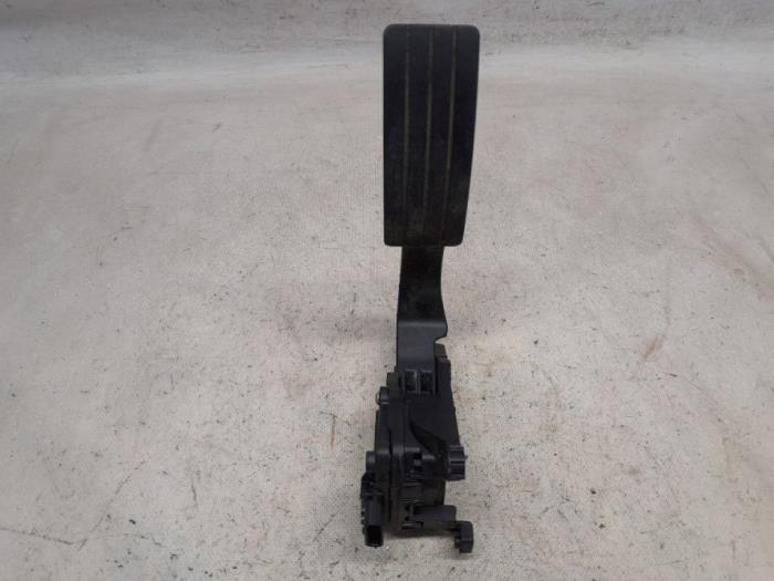 Begagnade Gaspedalsensor Renault Clio IV Estate/Grandtour (7R) 1.5 Energy dCi 90 FAP Pris € 21,00 Marginaltabell erbjuds av Reclycar De Boer BV