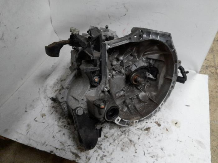 Gebrauchte Getriebe Citroen C3 (SC) 1.2 VTi 82 12V Preis € 262,50 Margenregelung angeboten von Reclycar De Boer BV