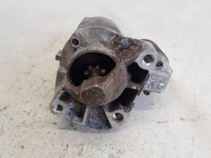 Startmotor från en Renault Scénic I (JA) 1.6 16V 2002