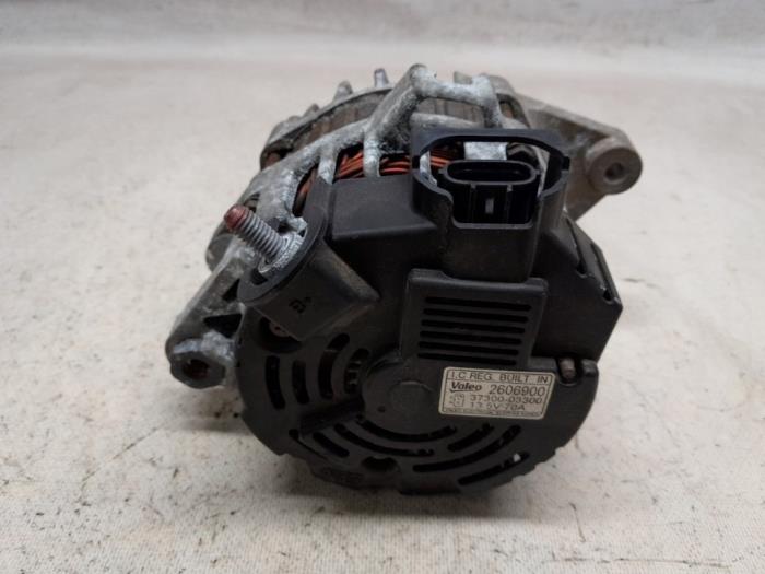 Begagnade Dynamo Hyundai i20 1.2i 16V Pris € 36,75 Marginaltabell erbjuds av Reclycar De Boer BV