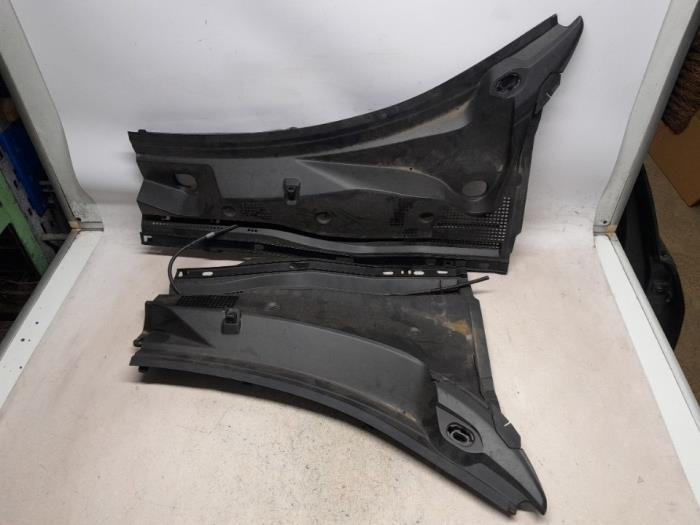 Używane Parawan Mazda MX-5 (ND) 2.0 SkyActiv G-184 16V Cena € 52,50 Procedura marży oferowane przez Reclycar De Boer BV