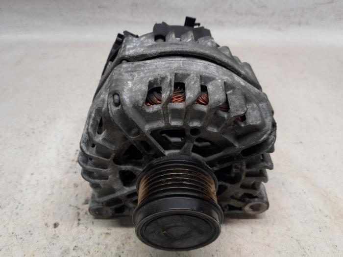 Begagnade Dynamo Citroen C4 Cactus (0B/0P) 1.6 Blue Hdi 100 Pris € 47,25 Marginaltabell erbjuds av Reclycar De Boer BV