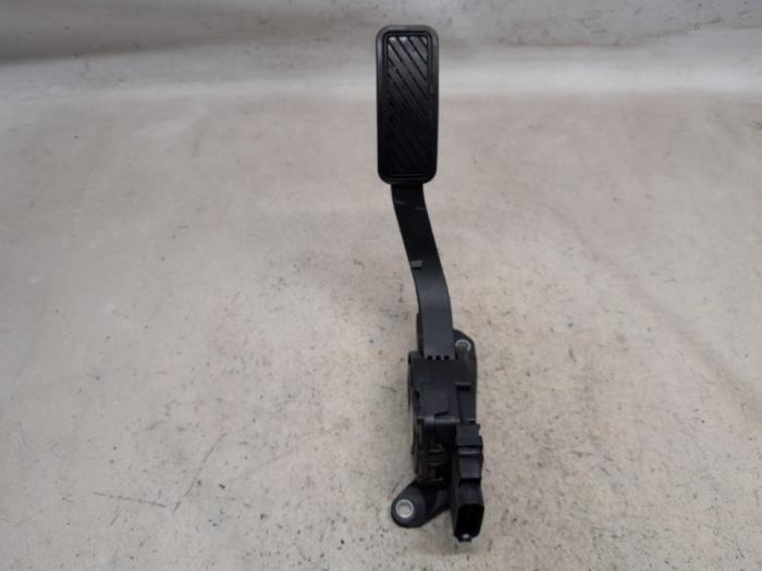 Begagnade Gaspedalsensor Ford Fiesta 6 (JA8) 1.0 EcoBoost 12V 100 Pris € 36,75 Marginaltabell erbjuds av Reclycar De Boer BV
