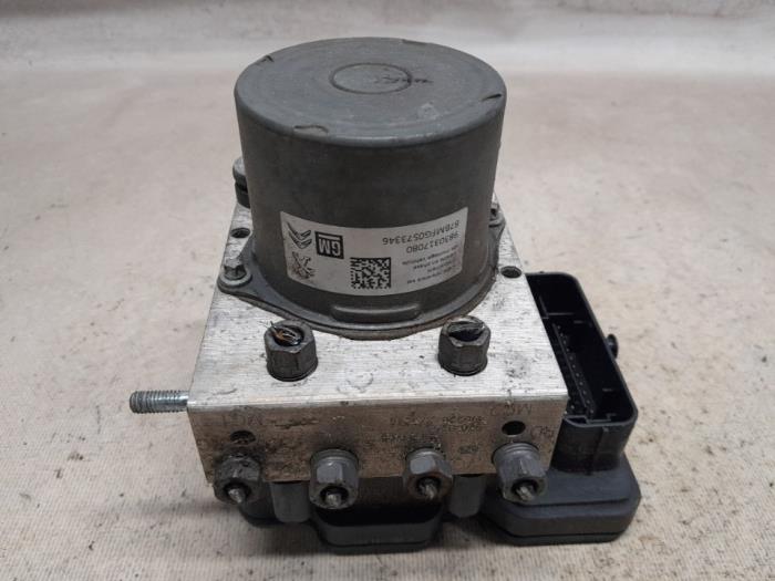 Usagé Pompe ABS Citroen C4 Cactus (0B/0P) 1.2 PureTech 110 12V Prix € 75,60 Règlement à la marge proposé par Reclycar De Boer BV