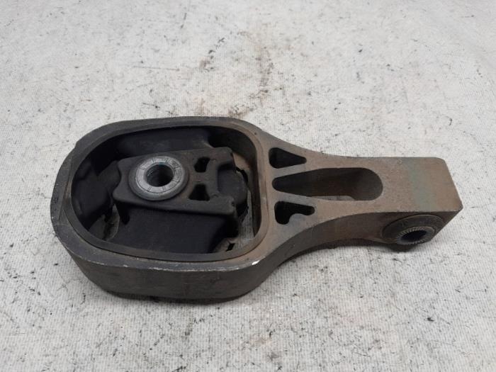 Used Engine mount Peugeot 208 II (UB/UH/UP) 1.2 Vti 12V PureTech 100 Price € 21,00 Margin scheme offered by Reclycar De Boer BV